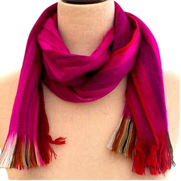 Beautiful alpaca scarf from Ecuador so soft and warm! - Picture 1 of 14